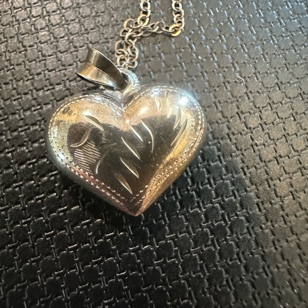 Silver Heart Pendant Necklace